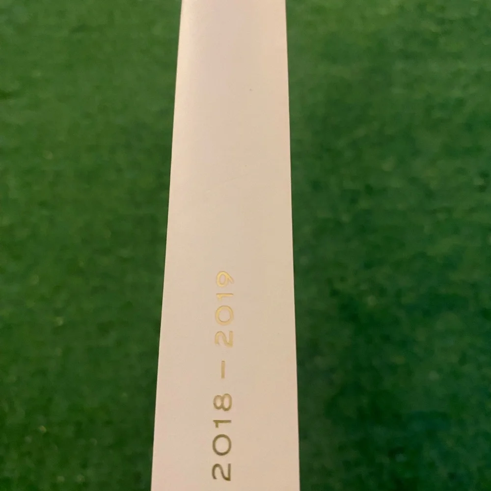 Rolex Watches 2018-2019 Watch Catalog Hardcover Catalog - Picture 3 of 5